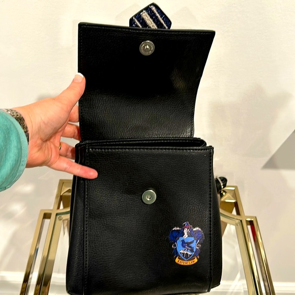 Harry Potter Ravenclaw Mini-Backpack - Picture 2 of 4